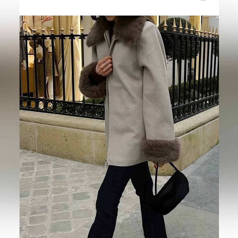 Elegant Gray Fur-Trimmed Women's Coat